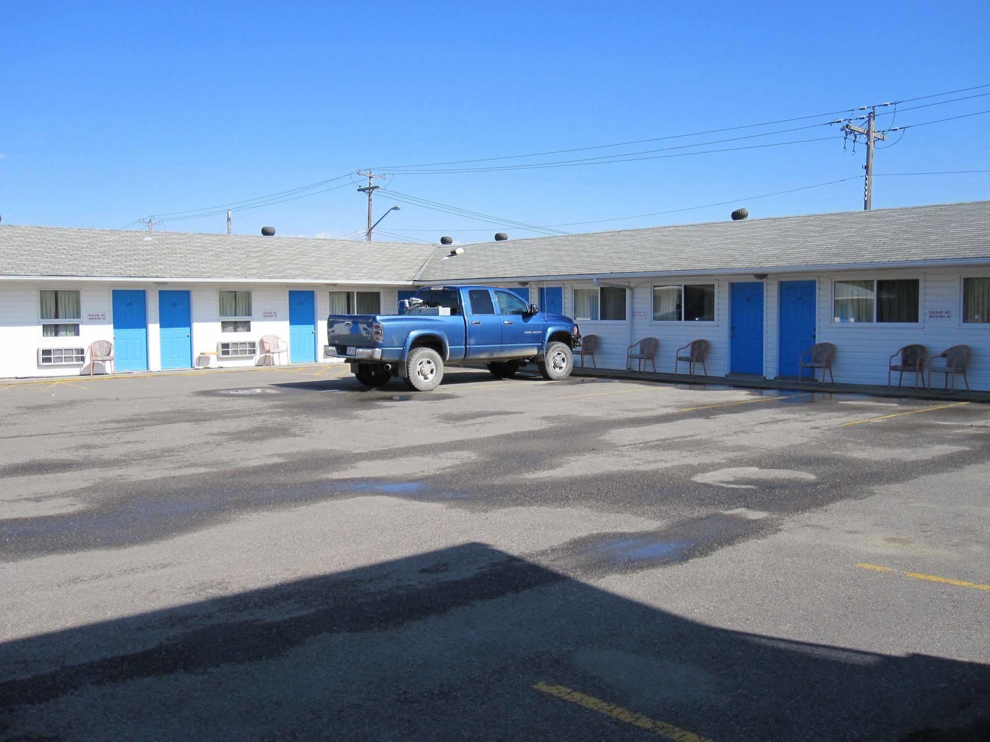 Aries Motel Edson Exterior photo